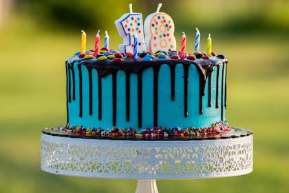 Cumplió 18 años y el peculiar regalo que recibió sorprendió a todos (Imagen ilustrativa)