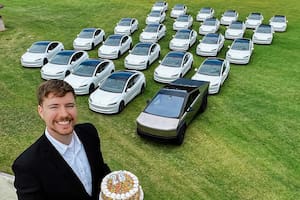 Cumplió 26 años y regaló 26 Tesla: el insólito sorteo de MrBeast en el que participaron personas de todo el mundo