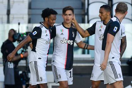 Cumplió el partido de suspensión por acumulación de tarjetas amarillas y Paulo Dybala vuelve a ser titular en Juventus, que será local contra Atalanta, en un atractivo encuentro.