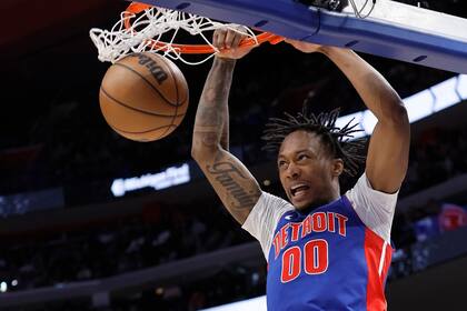 Cunningham anota 36 puntos y Pistons vencen a Knicks por 115-106 en posible adelanto de playoffs