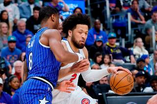 Cunningham y Harris ayudan a los Pistons a remontar y ganar la primera serie de playoffs en 18 años
