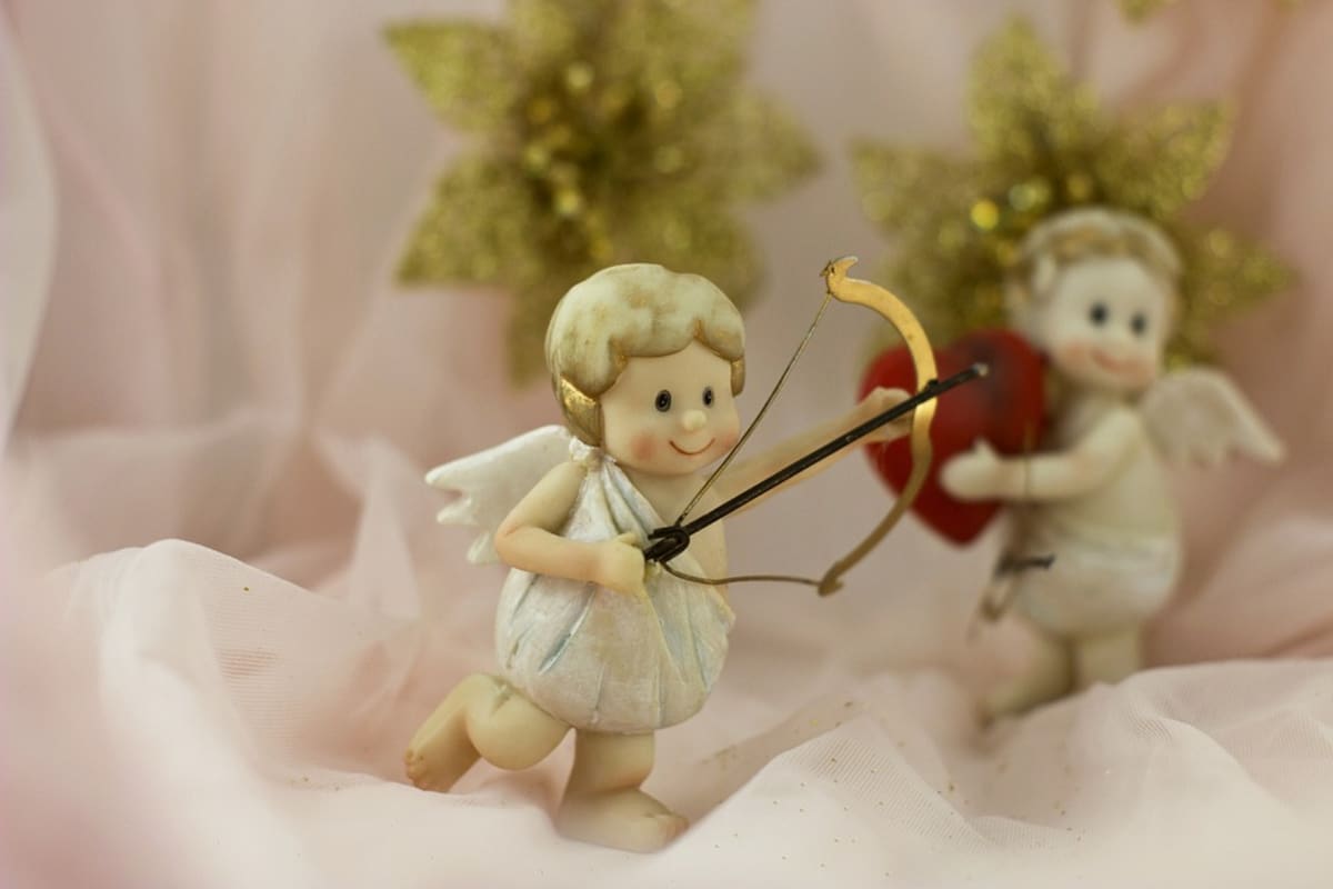 Cupido hace de las suyas.