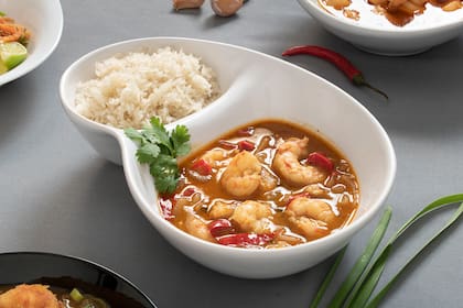 Curry de langostinos a la manteca o Butter prawn curry, un palto típico tailandés.