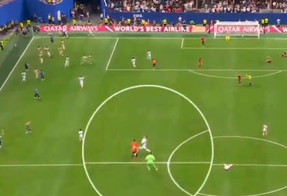 Cuti Romero y otro alocado festejo que hizo recordar a la final de Qatar con Mbappé: esta vez fue con Salah.