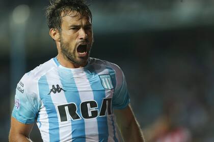 Cvitanich abrió la cuenta ante Estudiantes