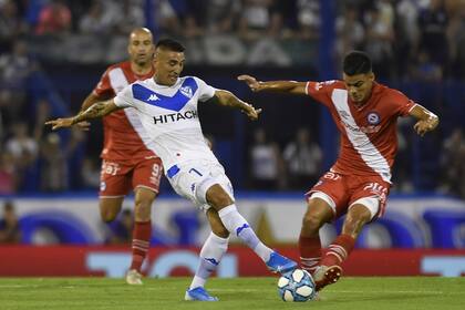 Cwenturión fue la gran figura del triunfo de Vélez