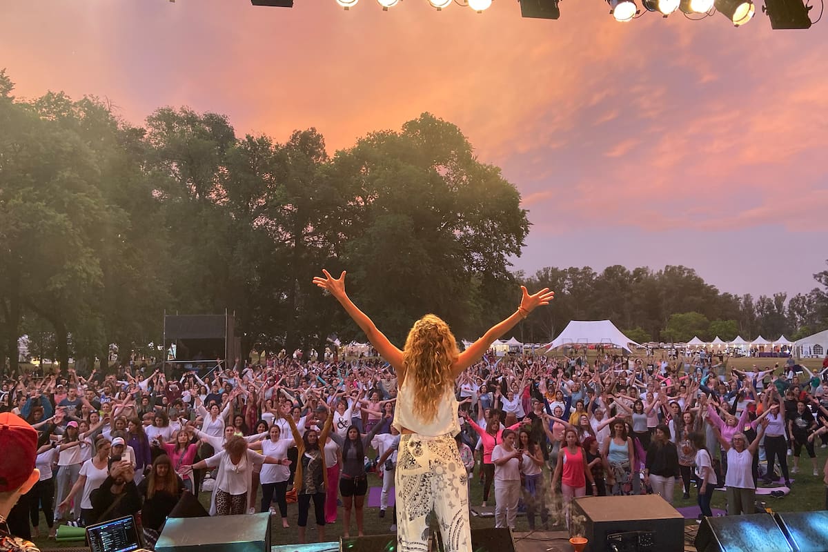 Dafne Schiling realizará el Fiestón el próximo sábado a las 18 hs en el Hipódromo de Palermo