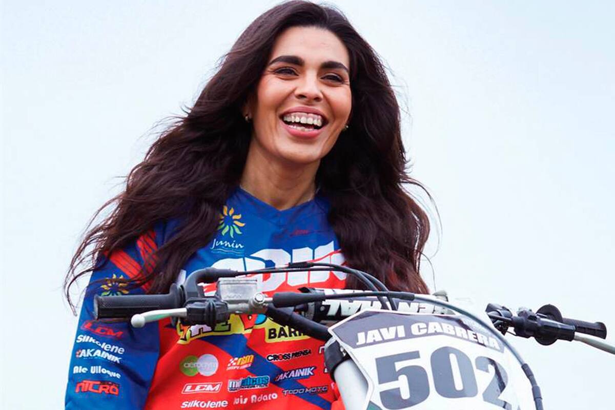 Dalila Hidalgo, además de competir, ayuda y empodera a mujeres para insertarse en el motocross