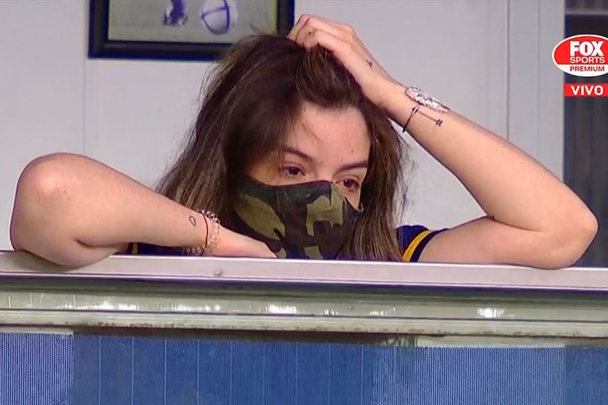 Dalma Maradona se emocionó durante Boca-Newells, desde el palco histórico de Diego