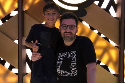 Damián Betular y Joaquín Nahuel en el estudio de MasterChef Celebrity (Telefe) (Crédito: Instagram/@joaquinn5084)