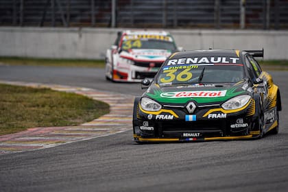 Damián Fineschi logró su tercera victoria en el Súper TC2000, la segunda en el autódromo de Buenos Aires; la anterior, en los 200 Kilómetros de 2019, junto a Leonel Pernía