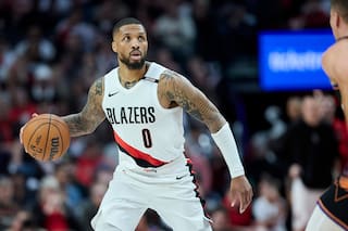 Lillard vuelve con 25 puntos y Morant debuta con Blazers, que aplastan a Suns 124-83