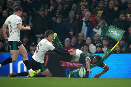 Damian Willemse consigue in extremis un try sudafricano contra Irlanda; el campeón mundial ratificó en Dublín que es el mejor equipo de rugby del planeta.