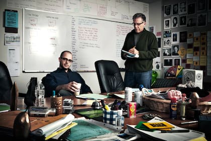 Damon Lindelof junto a Carlton Cuse, los dos grandes responsables de Lost