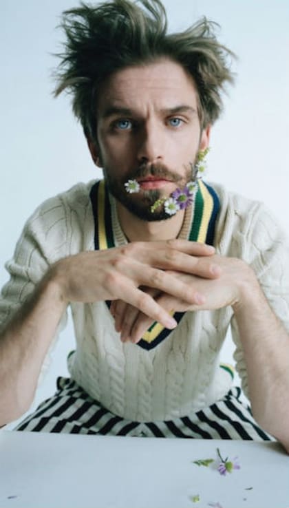 En 2009, Dan Stevens se casó con la cantante de jazz y profesora de canto sudafricana Susie Hariet