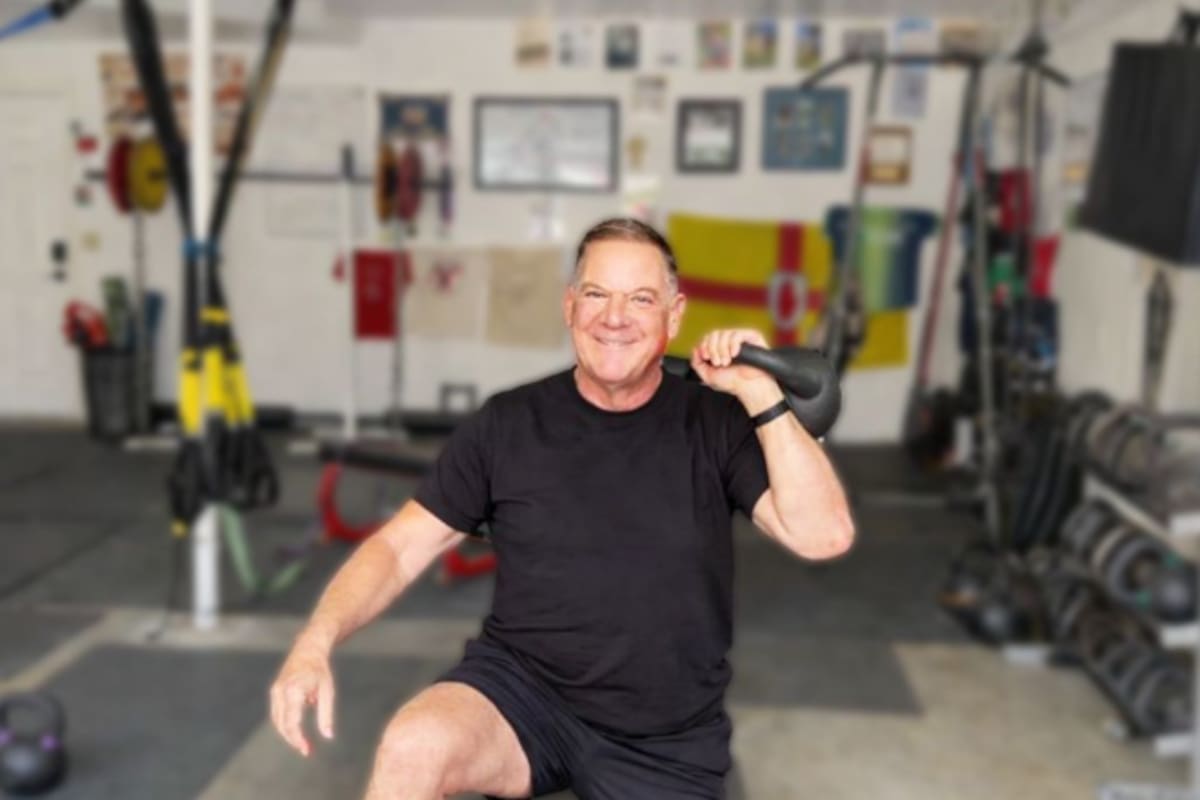 Dan John cuenta con décadas de experiencia en el mundo fitness