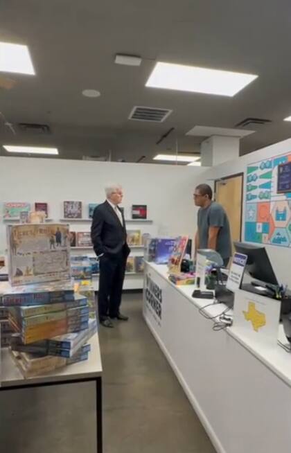 Dan Patrick filmó el momento en el que habló con el gerente de la tienda investigada