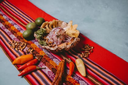 Dángelo quiso recrear platos típicos del Perú junto los aromas de los mercados callejeros de Lima en su emprendimiento gastronómico