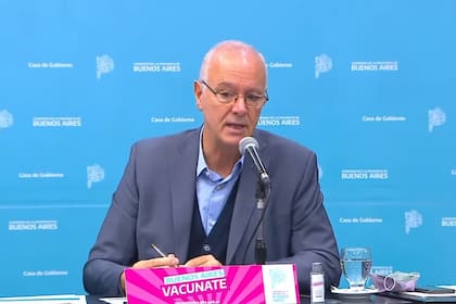 Daniel Gollan, el ministro de Salud bonaerense, dijo que “las personas de 18 a 40 años sin comorbilidades se estarán vacunando en septiembre”