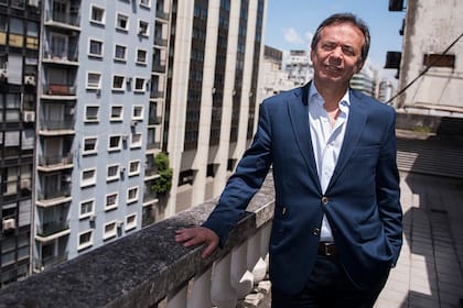 Daniel Artana: "Con el FMI se pueden negociar distintas cosas Por empezar, están los vencimientos de capital en 2026, y pueden postergarse esas fechas, plantear pagar después y correr esos compromisos"