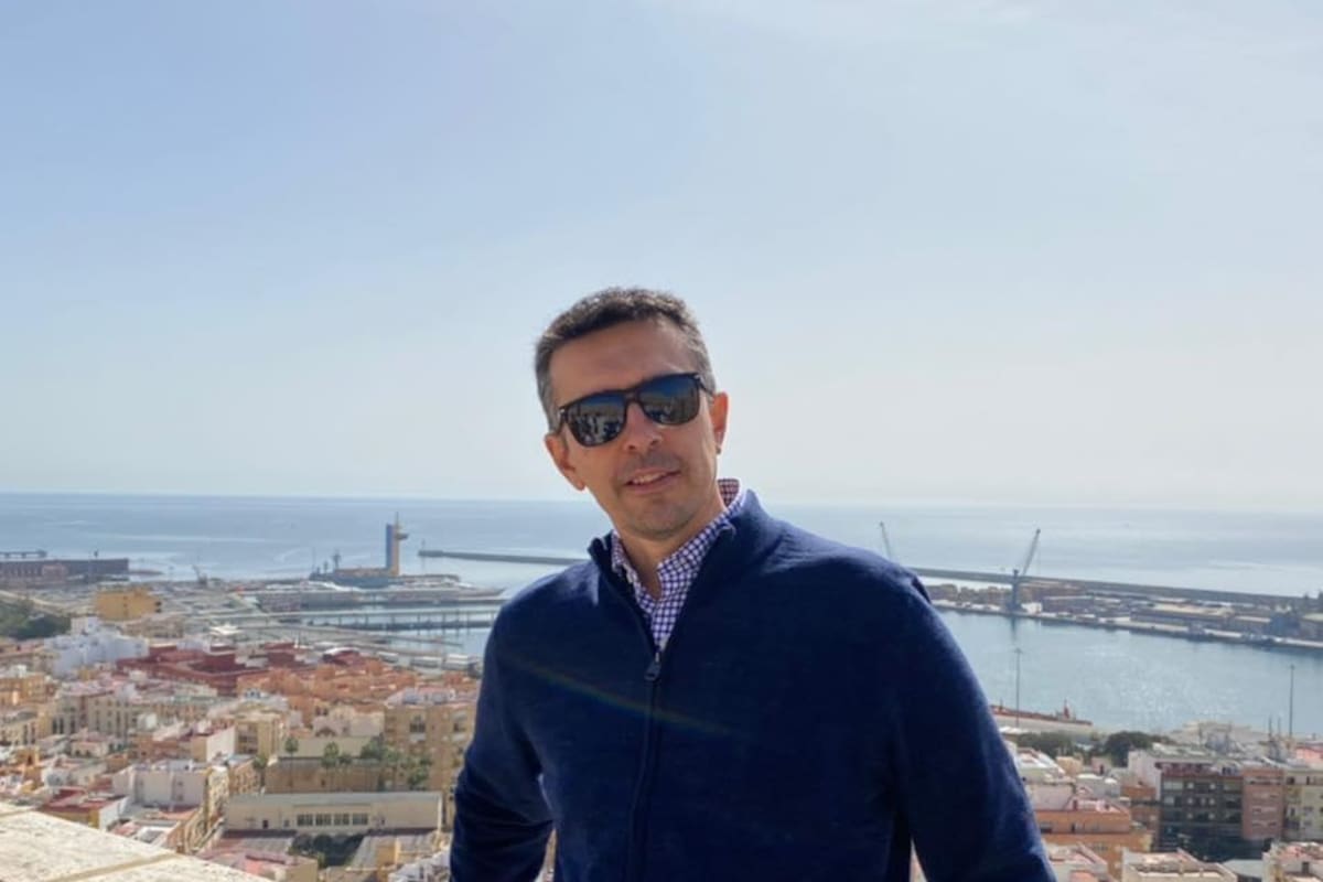 Daniel Carreño lleva ya media vida en España.