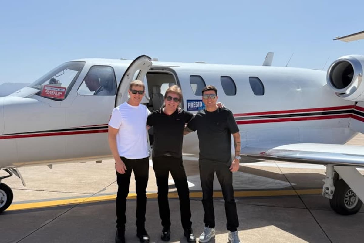 Daniel Darling junto a su ahijado Juan Pablo Brey y su socio Dante Gebel