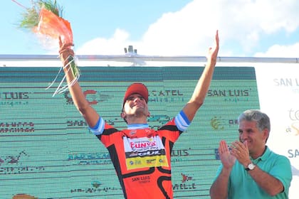 Daniel Díaz sigue líder en el Tour