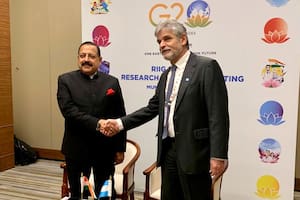 Daniel Filmus con el Ministro de Ciencia y Tecnología de India, Jitendra Singh