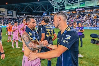 Rumbo a la Eurocopa: es ídolo y goleador en la MLS, pero en su selección lo mandan al banco