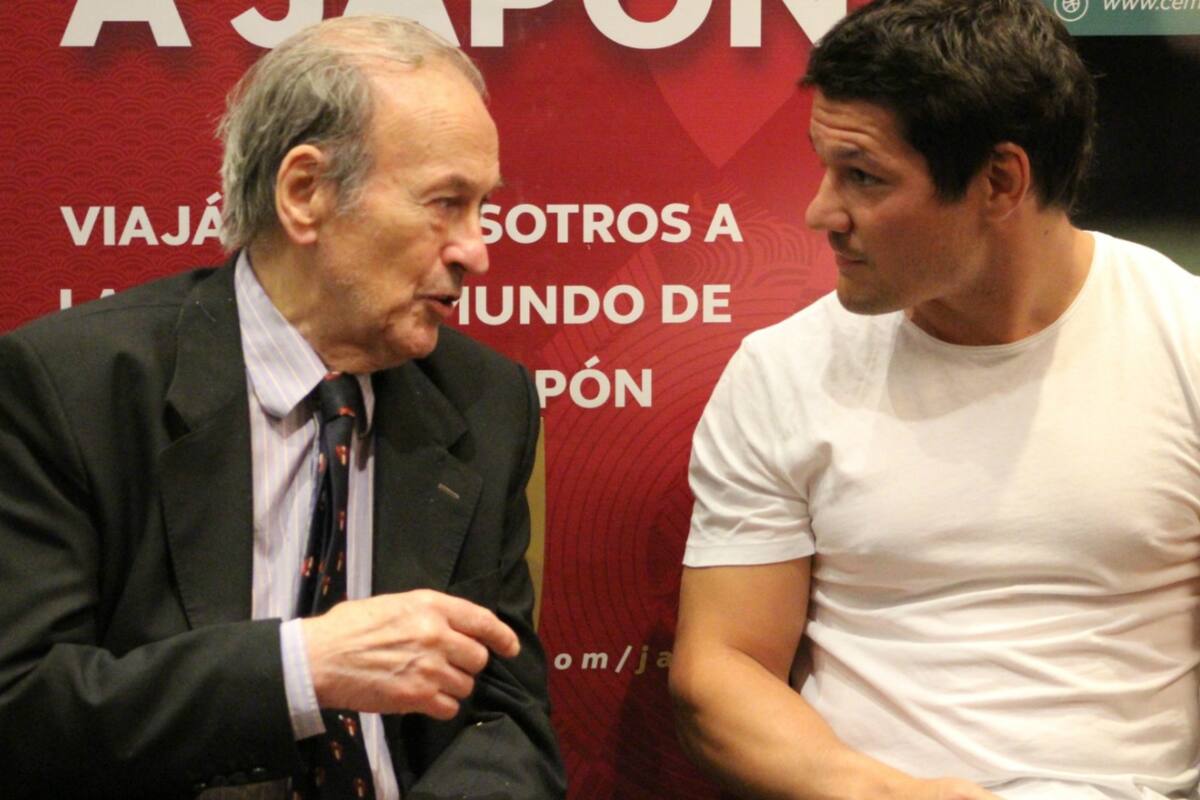 Daniel Ginhson, junto con el centro Franco Battezatti