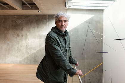 Daniel Joglar y su móvil Flow Flow, de la colección del Macba
