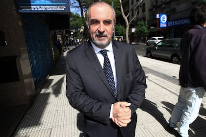 Daniel Llermanos, abogado de la familia Moyano, tiene un antecedente con Oyarbide sobre la devolución de dinero congelado en plena feria judicial