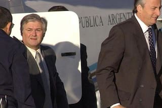 Valijas sin escanear y pasajeros singulares: los detalles revelados por los pilotos de Néstor y Cristina Kirchner
