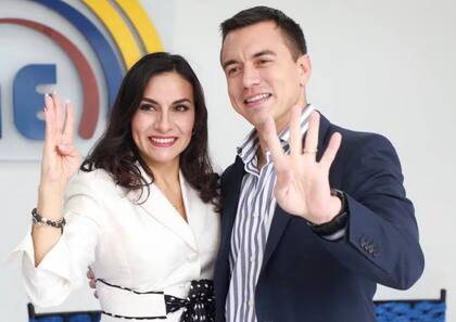 Daniel Noboa y Verónica Abad, durante la campaña presidencial en Ecuador