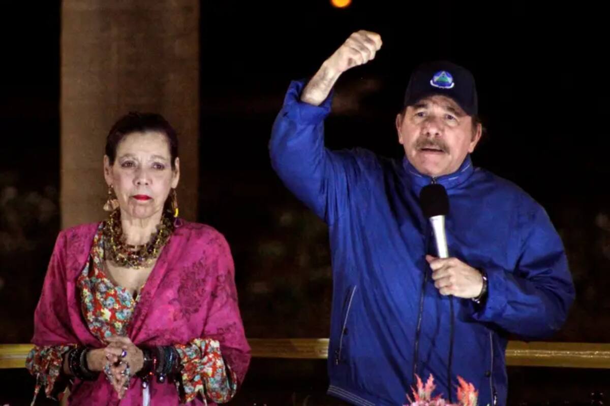 Daniel Ortega y su esposa y vicepresidenta, Rosario Murillo
