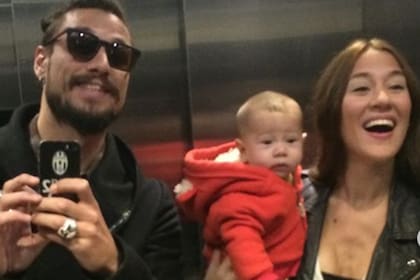 Daniel Osvaldo y Jimena Barón junto a Morrison, el hijo que tuvieron juntos poco antes de separarse