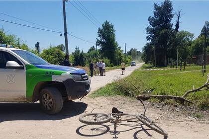 Daniel Pérez, de 36 años, habría caído en una zanja mientras conducía con su bicicleta en la madrugada