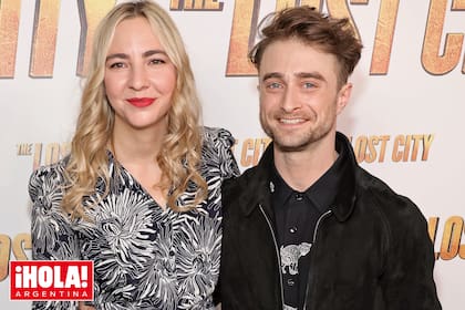 Daniel Radcliffe y su novia, Erin Darke, posan en la avant-première del último film del actor, La ciudad perdida, en Nueva York.