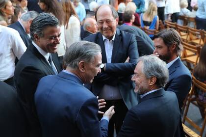Daniel Rafecas, Miguel Ángel Pichetto, Ernesto Sanz, Federico Salvai y Gustavo Ferrari en la reinauguración del Museo del Holocausto
