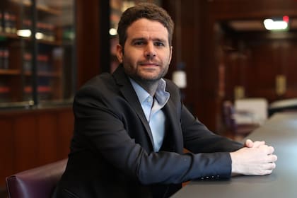 Daniel Schteingart: “Las potencialidades para exportar de esta industria se concentran en unos pocos nichos específicos, en donde la Argentina tiene capacidades desarrolladas, como ropa de marcas de moda y de alta calidad, que se venden fundamentalmente en países de la región"