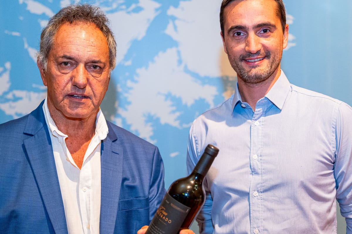 Daniel Scioli, embajador en Brasil, en una actividad de promoción vitivinícola