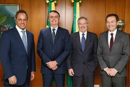 Daniel Scioli, Jair Bolsonaro, Felipe Solá y Gustavo Beliz, en Brasilia