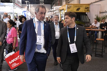 Daniel Scioli junto a Axel Kicillof, en una reciente visita a San Pablo