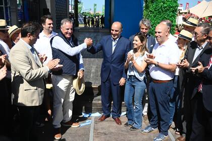 Daniel Tillard, presidente del Banco Nación, con el ministro del Interior, Guillermo Francos