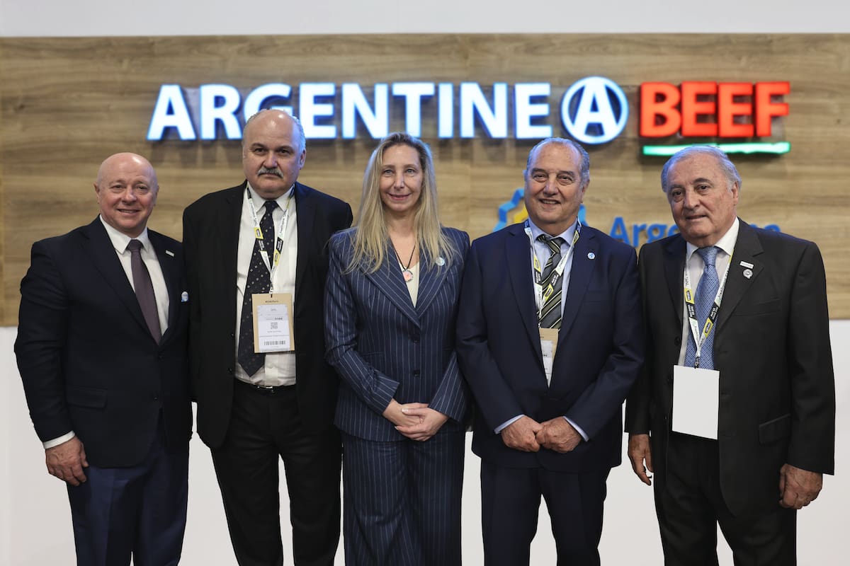 Daniel Urcía, Mario Ravettino, Karina Milei, Jorge Grimberg y Carlos Odriozola