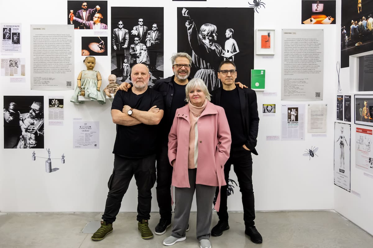 Daniel Veronese, Román Lamas, Ana Alvarado y Emilio García Whebi en el espacio central de la muestra “Máquina Teatro" que tiene lugar en el Museo de Arte Moderno