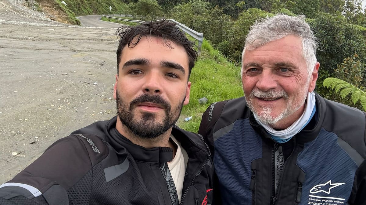 Padre e hijo se fueron desde Córdoba al mundial en moto: “Algunos nos tratan de locos”
