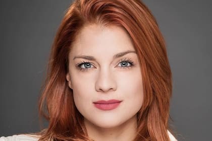 Daniela Aita o Dakyta fue Caridad en Casi Ángeles, trabajó como conductora en la Argentina y en 2018 emigró a Los Ángeles en busca de sus sueños