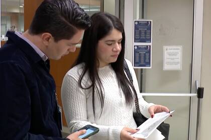 Daniela deberá rendir nuevamente el examen de la licencia de conducir, aunque ahora en inglés