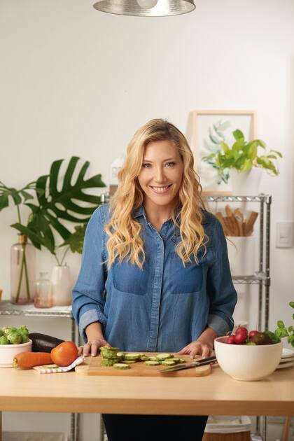 Daniela recomienda comer frutas y verduras